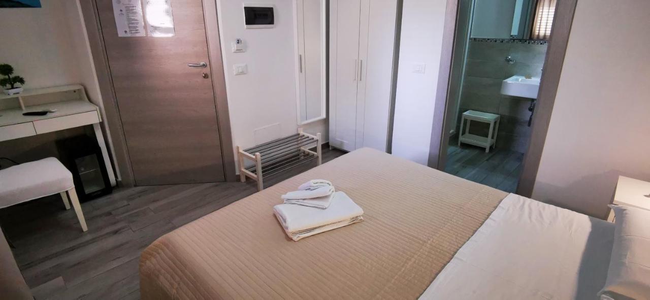 Perla Del Sud - Guest House LMP Exteriör bild